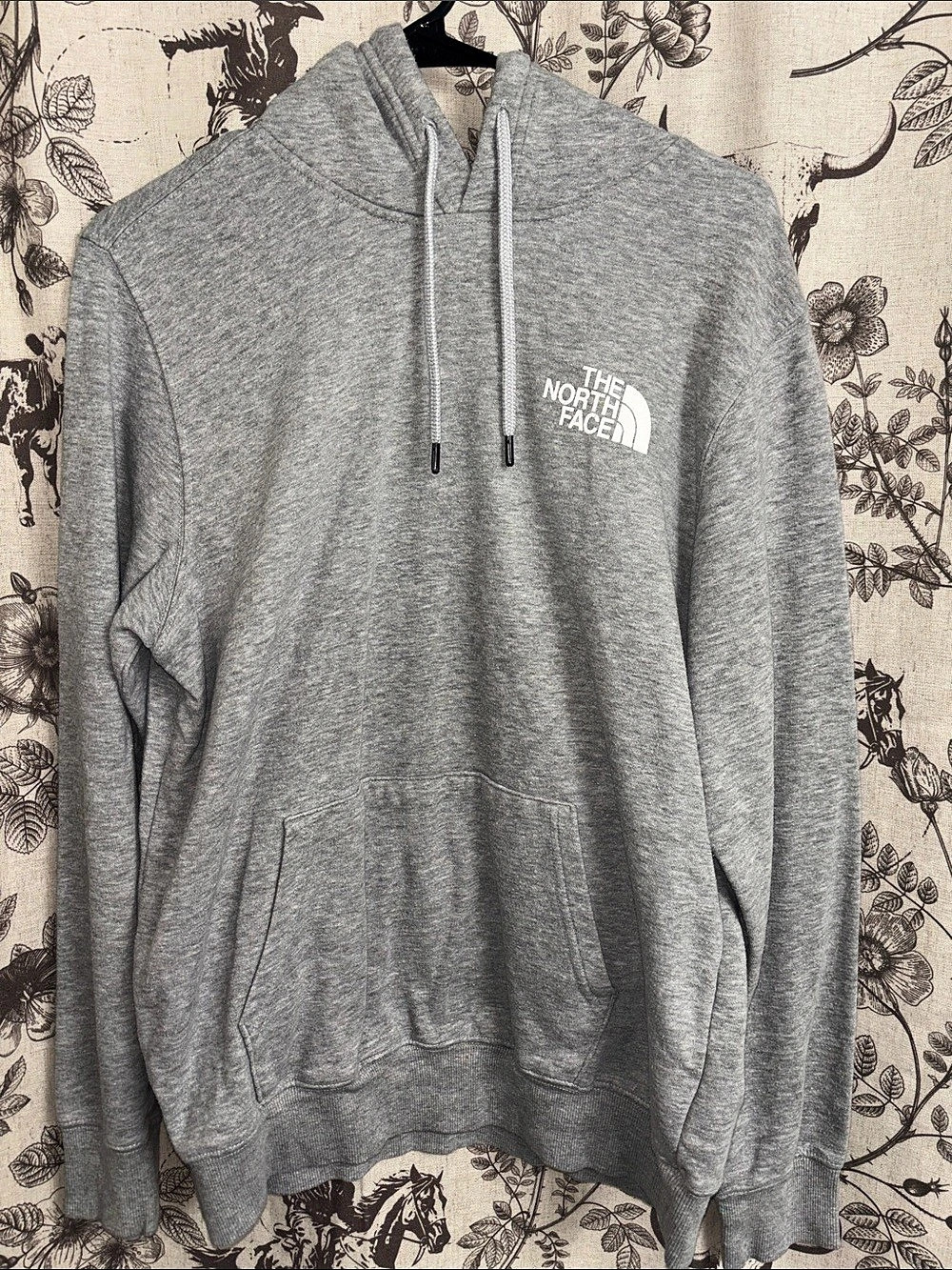 The North Face Box NSE Pullover Hoodie Gray Medium